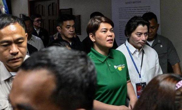 股票配资正规靠谱的公司 大结局要来？莎拉收到逮捕令，复仇之战全面打响，17万菲军选边站